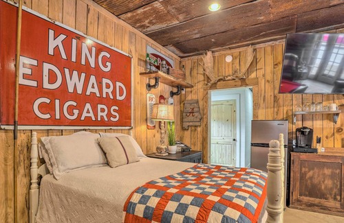 Chickamauga Apartamento | NEW! 'Bella Vista Barn' w/ Game Room & Fire Pit!