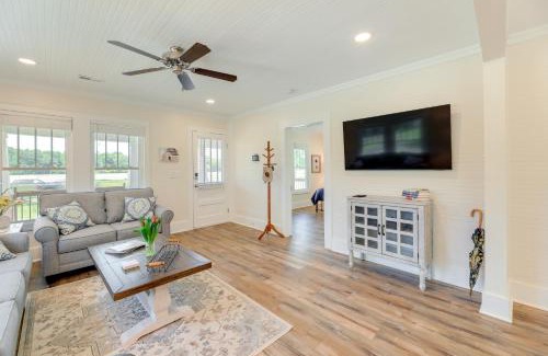 New Bern Casa | New Bern Vacation Rental on Farm with Fire Pit!