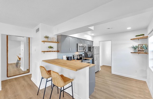 West Hollywood Apartamento | NEW* Boho Chic Chateau Unit #2