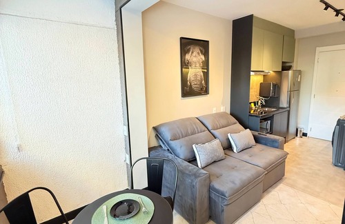 Sao Paulo Apartamento | New and equipped studio | Close to the subway, ideal for couples and executives