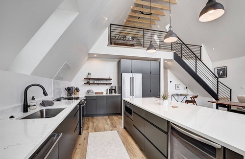 Blue River Cabina | NEW Breckhaus A-Frame: Unique Luxe Design, Hot Tub, WOW Views, TWO Primary Suites