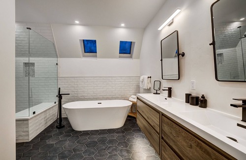Blue River Cabina | NEW Breckhaus A-Frame: Unique Luxe Design, Hot Tub, WOW Views, TWO Primary Suites