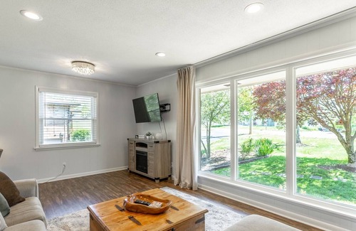 Chattanooga Valley Casa | New!! Brick Home in Chatt Valley | Mtn Views | Dog + Family Friendly