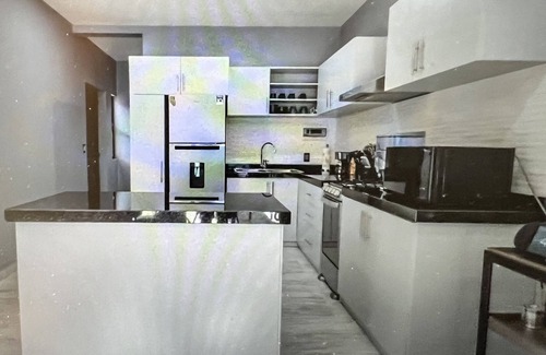 Bacocho Casa | New Build 10 min walk to the Turtle Release Beach -Pool - 2 mins to downtown