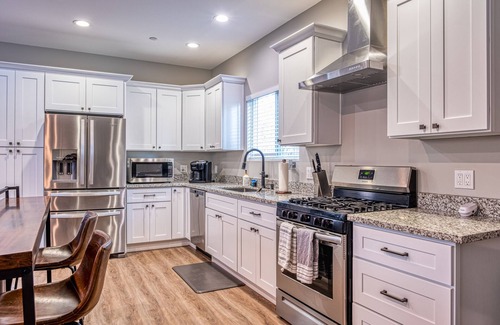 Vine Hill Casa | New build (2020) 2 BED 2 BATH near Martinez downtown