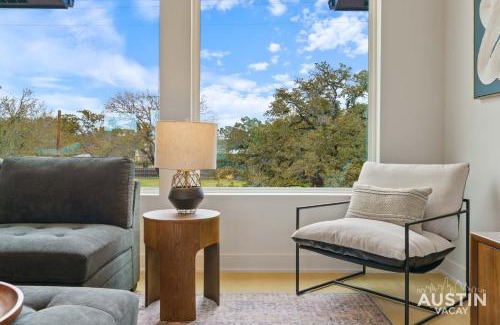 Lakeland Park Apartamento | New Build 2BR 2BA Steiner Ranch Stay w Balcony Dining by Austin Vacay