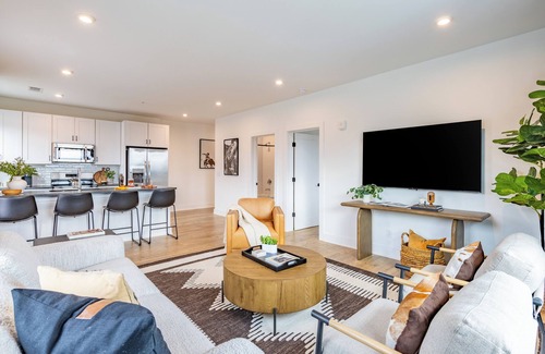 Nashville Casa | New Build Condo Minutes from Downtown Nashville Dining & Fun | Heights #403