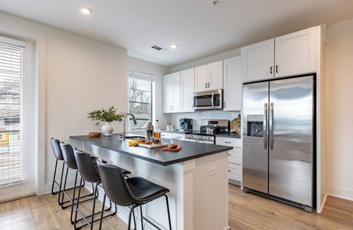 Nashville Casa | New Build Condo Minutes from Downtown Nashville Dining & Fun | Heights #403