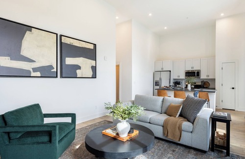 Nashville Casa | New Build Condo Walk to Dining, Nightlife & Music Near Midtown | Heights #401