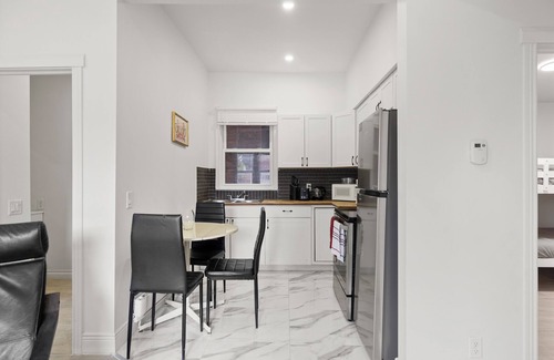 Windsor Apartamento | New Build Cozy 2 Bedroom Unit