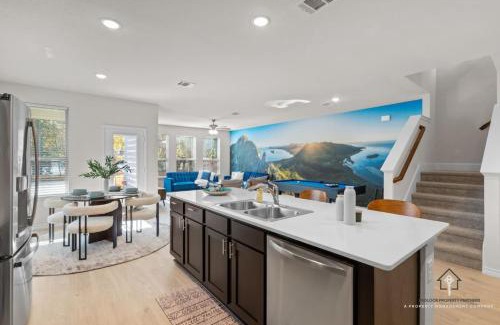 Denton Casa | New Build in Prime Location Close to UNT TWU and DT Denton