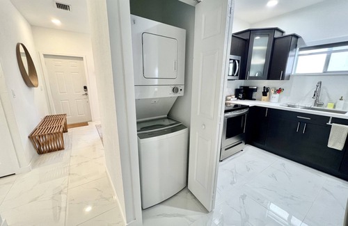 West Little River Casa | NEW BUILD! Luxury 3 Bedroom / 2 Bathroom Private Clean Home - MIAMI☀️🏝
