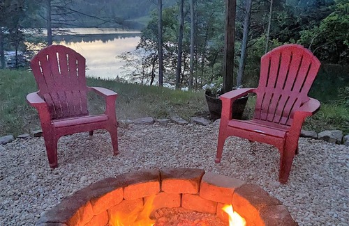 Blairsville Casa | NEW BUILD+NEW RENTAL=Kingfisher Cove Lake House Blairsville, GA.