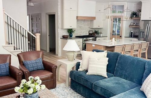 Fish Creek Cabaña | New Build, Two Master Suite, Walk to Fish Creek