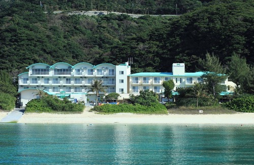 Tokashiki Hotel | New building ocean view western style triple room with unit bath Dinner and breakfast / Shimajiri-gun Okinawa