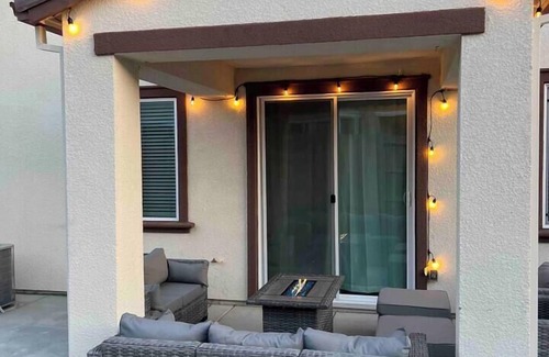 Roseville Casa | New built*corp/insurhousing*pet*close2shop*30+days