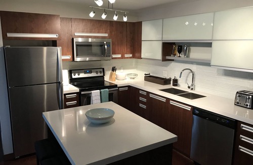 Saskatoon Condominio | NUEVO condominio de 2 dormitorios moderno, acogedor y espacioso construido