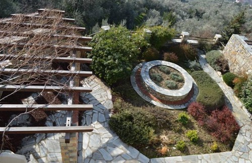 Agios Vlassios Casa | Casa de piedra tradicional recién construida con vistas impresionantes del mar