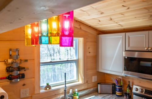 Swannanoa Cabina | NEW Cabin 15 min to Asheville with Blue Mountain Views!