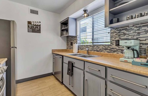 South Scottsdale Apartamento | NEW Camelback House Walk to Old Town