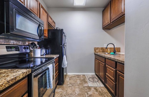 Twin Falls Casa | NEW! Canyon Trail Condo. Private. Full kitchen! 😍 CAN’T BEAT THIS LOCATION! 📍