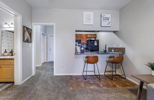 Twin Falls Casa | NEW! Canyon Trail Condo. Private. Full kitchen! 😍 CAN’T BEAT THIS LOCATION! 📍