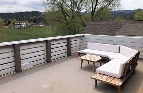 Carbondale Apartamento | New Carbondale apartment with access to trails, restaurants, 45 min. to Aspen