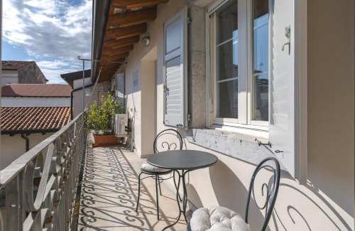 Gorizia Apartamento | NEW! Casa Giulia - a 1 min da Piazza Vittoria con terrazza e parcheggio privato