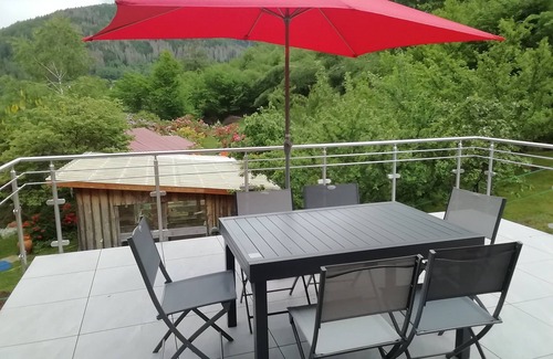 Husseren-Wesserling Casa | New chalet 200m² 9personnes spa intérieur, 4 bedrooms