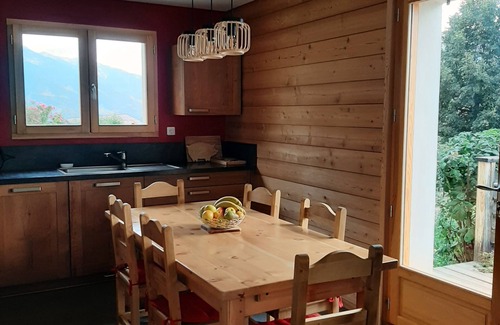 Puy-Saint-Andre Chalet De Esquí | Nuevo chalet cerca de Briançon, muy luminoso, con vistas al jardín