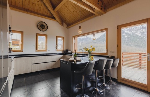 Montgenevre Chalet De Esquí | *NEW* Chalet Tosca, luxury chalet for 16 with sauna and beautiful views!