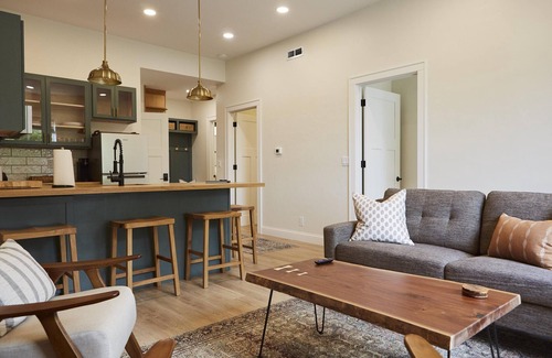 Green Lake Apartamento | New & Charming 2 Bedroom Apartment