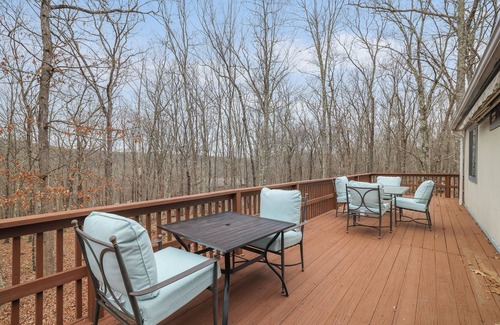Lackawaxen Casa | New! Charming 3-bedroom house in delightful Lackawaxen, PA