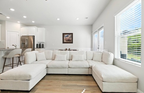 Easley Casa | NEW! Charming Easley Retreat with Private Yard