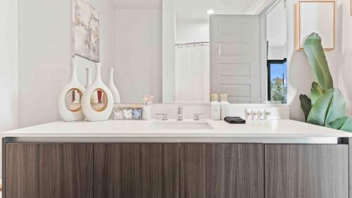 Home Park Apartamento | NEW! ChateauOasis PenthouseViews KingBed FreePark