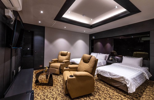 Eulji-ro Hotel | New Chonji Hotel