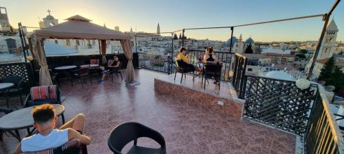 Old City Hostal | New Citadel Hostel