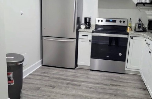 Durham Apartamento | New & Clean 2 Bed Walltown Home. Walk to Duke! B
