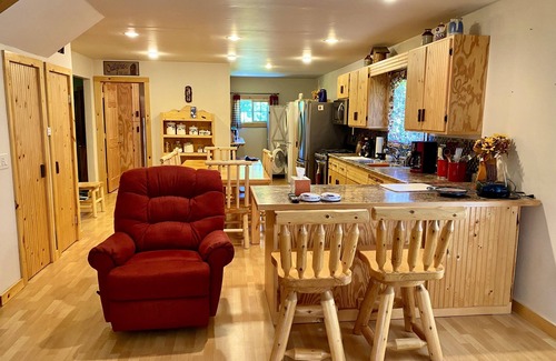 Goodman Cabina | NEW!! Clean, Comfortable & Spacious Northwoods Cabin.