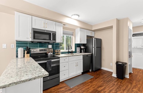 Roseville Apartamento | New! Comfortable 1BR Flat Near Downtown Roseville