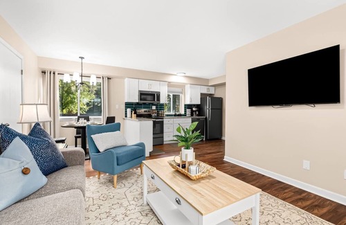 Roseville Apartamento | New! Comfortable 1BR Flat Near Downtown Roseville
