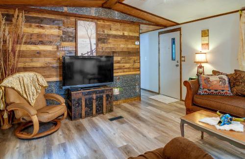 New Concord Casa | New Concord Vacation Rental Near Kentucky Lake