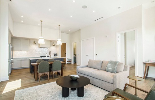 Holland Condominio | NEW CONSTRUCTION: Luxury Downtown Holland Condo – Walk to Everything