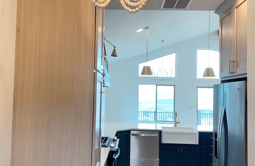 Sweetwater Casa | New Construction Sweetwater's Bear Lake Coastal Lake House Retreat