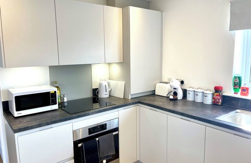 Blackmore End Casa | New Cosy Stylish 2 bedroom / 2 bathroom House with Parking, in Bishops Stortford