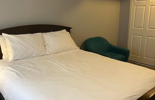 Green Valley Ranch Apartamento | Nuevo acogedor sótano de huelga