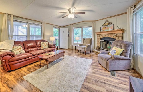 Counce Casa | NEW! Counce Home Near Boat Ramp & Lake Activities!