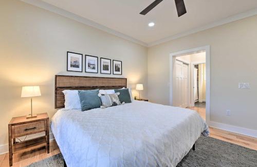 Waynesville Casa | New Country House with Stylish Modern Amenities