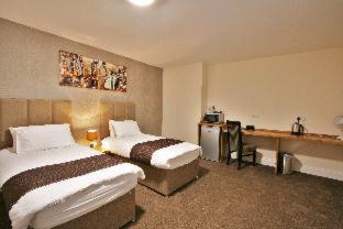 Gloucester Hotel | New County Hotel & Serviced Apartments by RoomsBooked