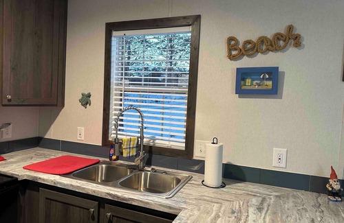 Lone Mountain Cabaña | New cozy 1-bedroom modular home with free WiFi, pet friendly in Tazewell, TN